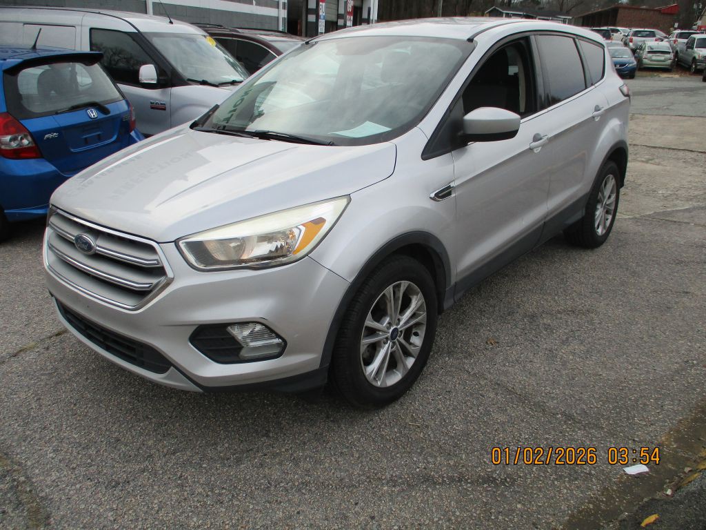 2017 Ford Escape Image 2