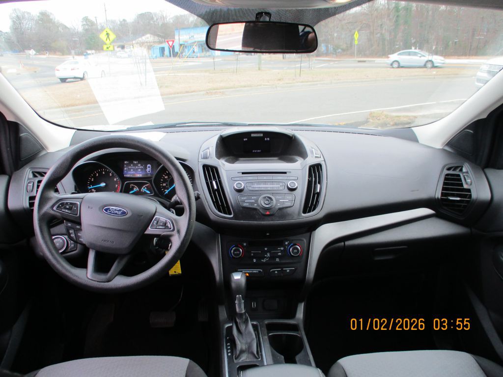 2017 Ford Escape Image 11