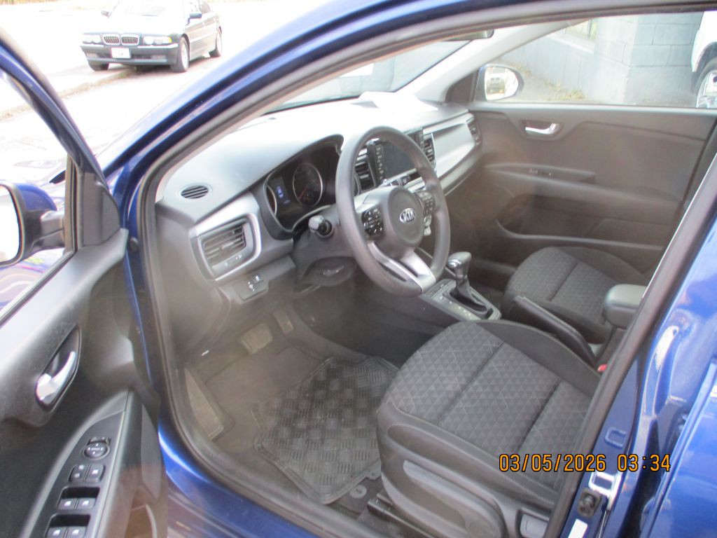 2019 Kia Rio Image 9