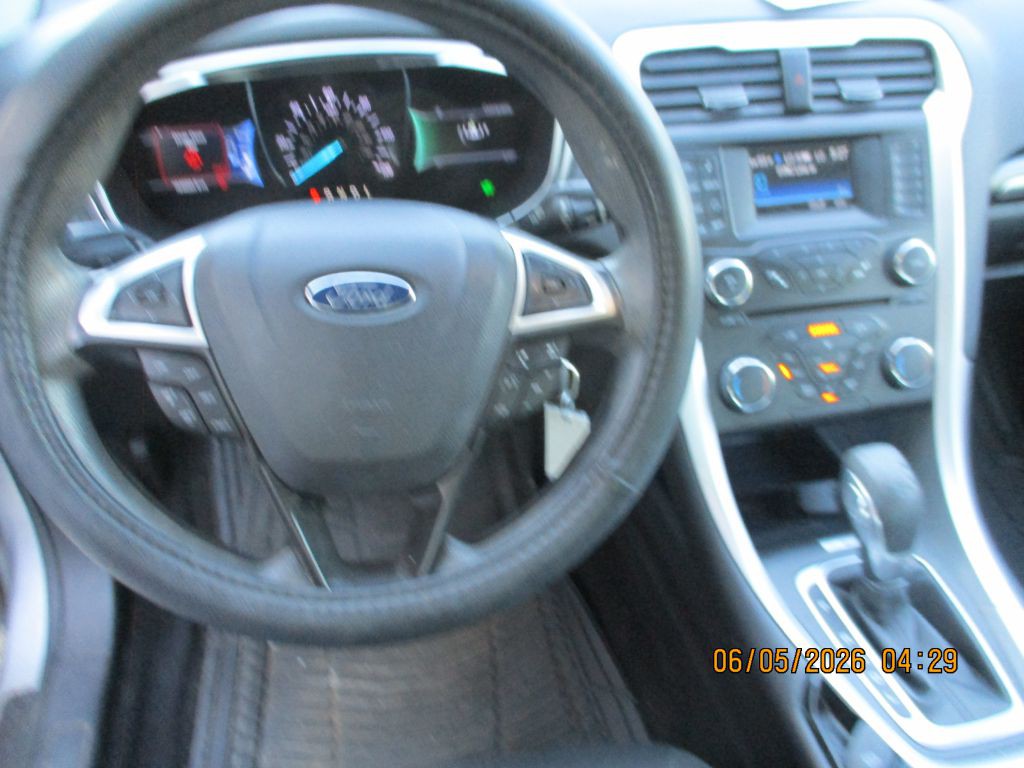2014 Ford Fusion Image 10