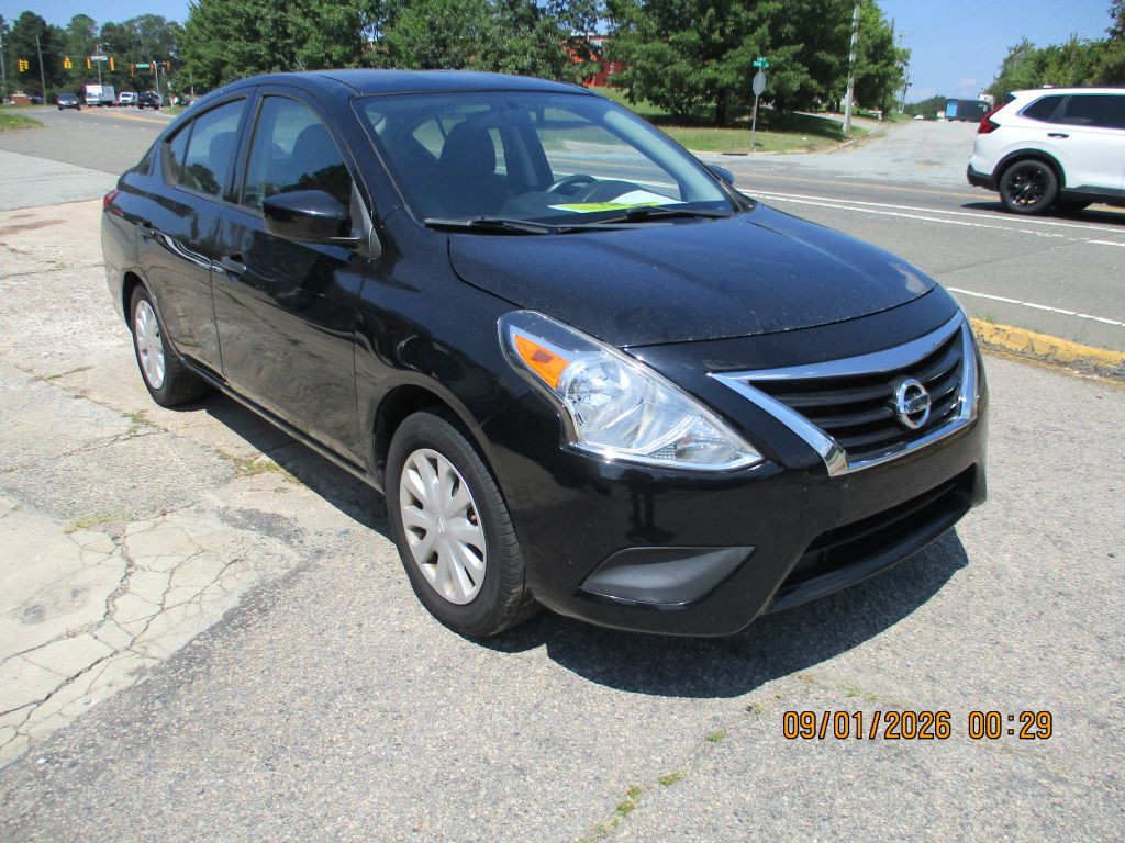 2019 Nissan Versa Image 5