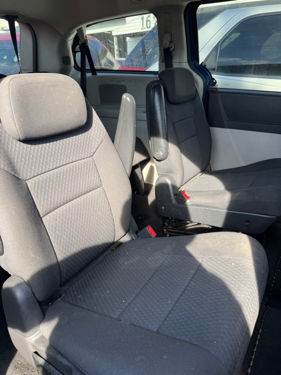 2010 Dodge Grand Caravan Image 6