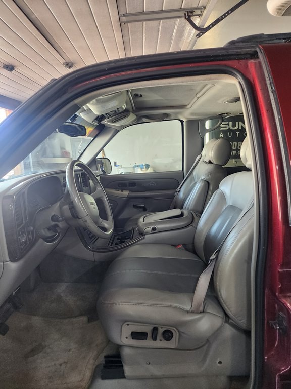 2001 GMC Yukon Image 5