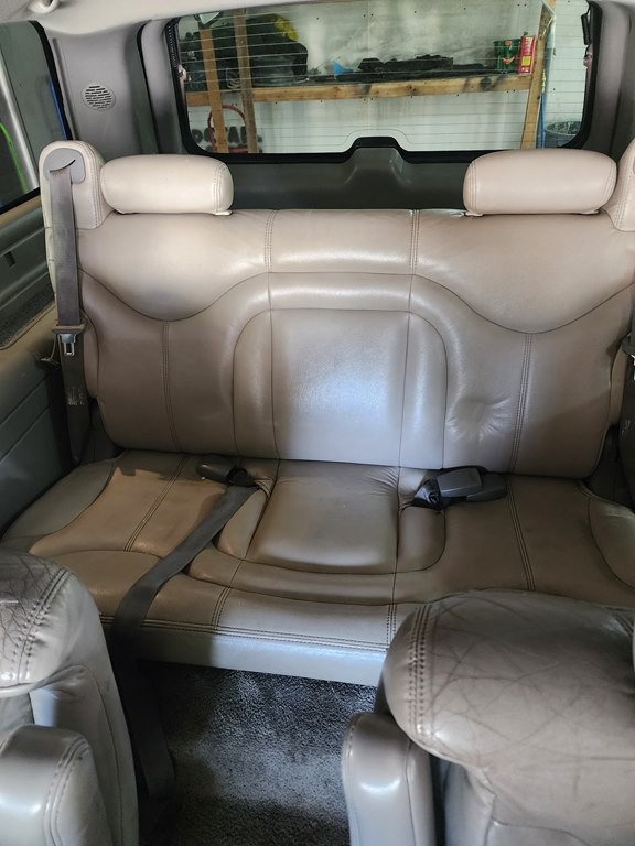 2001 GMC Yukon Image 7