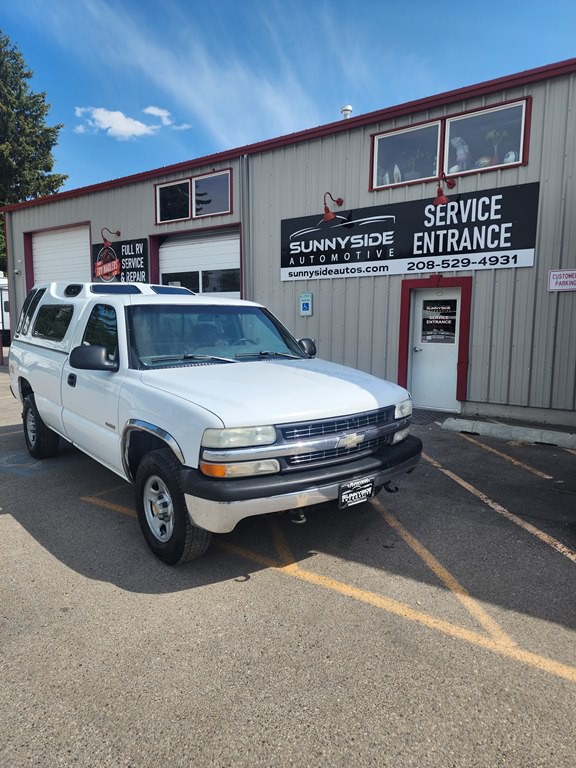 2000 Chevrolet Silverado 1500 Image 1