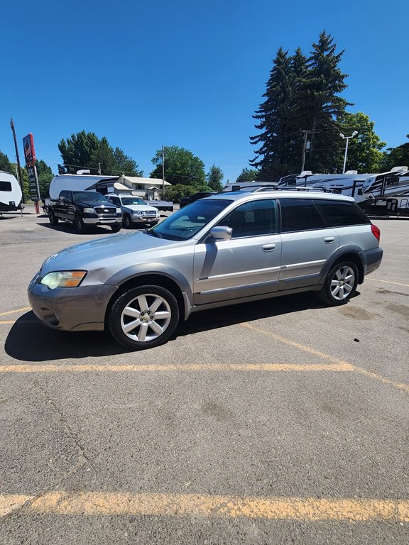 2007 Subaru Outback Image 3