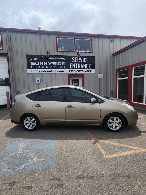 2005 Toyota Prius Image 2