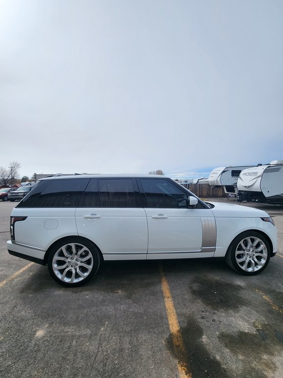 2019 Land Rover Range Rover Image 3