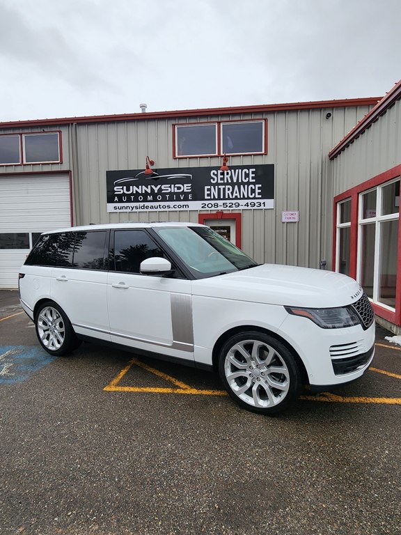 2019 Land Rover Range Rover Image 2