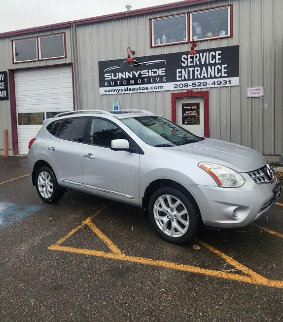 2013 Nissan Rogue Image 2