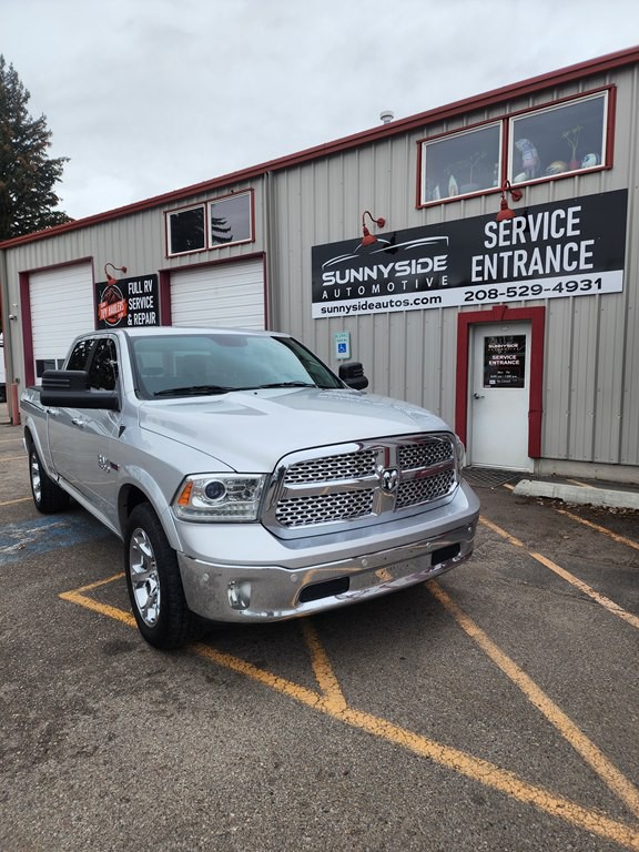 2015 RAM 1500 Image 1