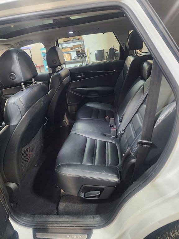 2018 Kia Sorento Image 7