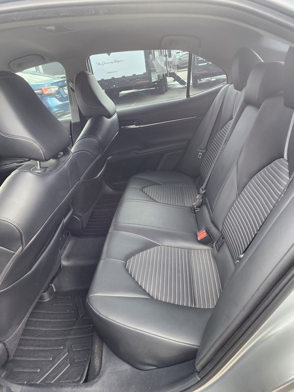 2021 Toyota Camry Image 8