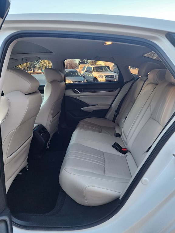 2019 Honda Accord Image 7