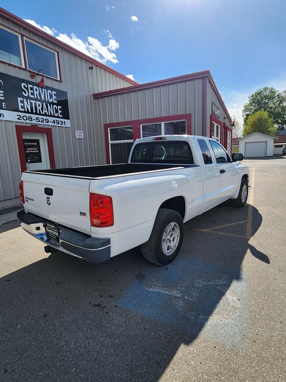 2006 Dodge Dakota Image 4