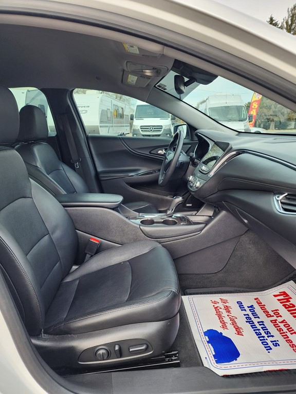 2016 Chevrolet Malibu Image 6