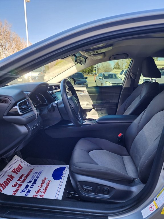 2019 Toyota Camry Image 5