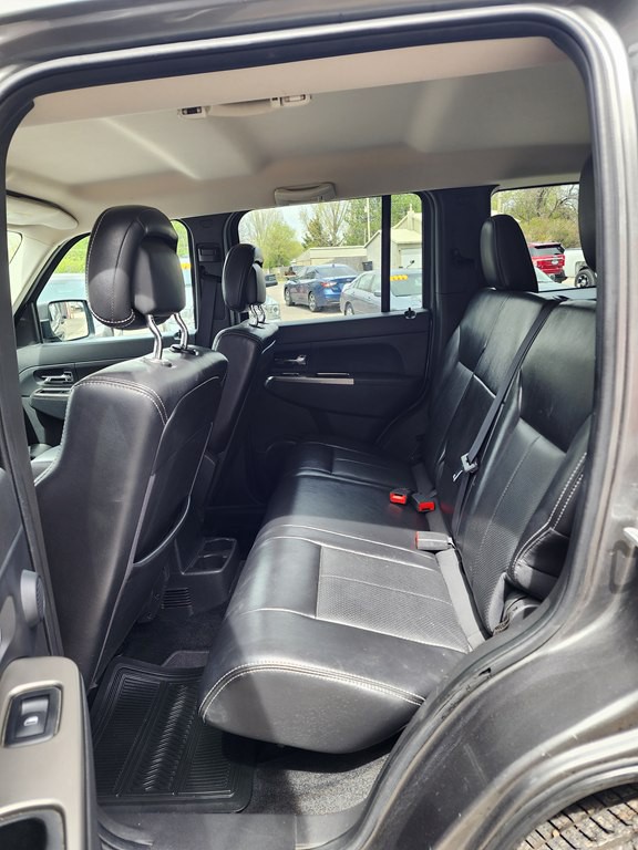 2012 Jeep Liberty Image 7