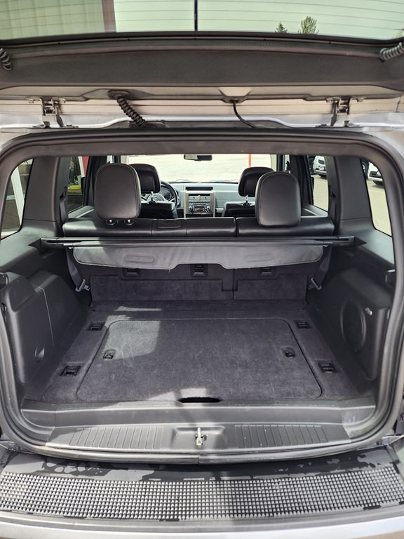 2012 Jeep Liberty Image 8