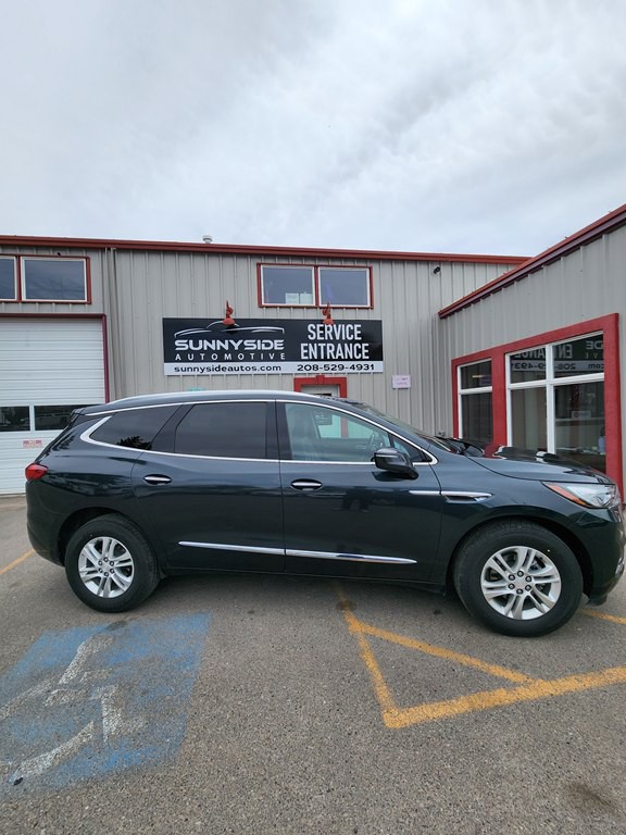 2021 Buick Enclave Image 2