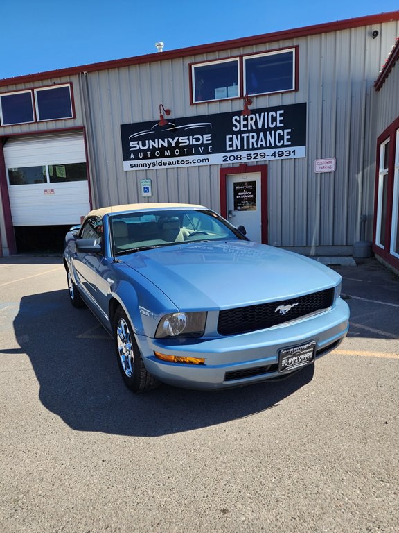 2006 Ford Mustang Image 1