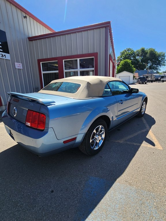 2006 Ford Mustang Image 4