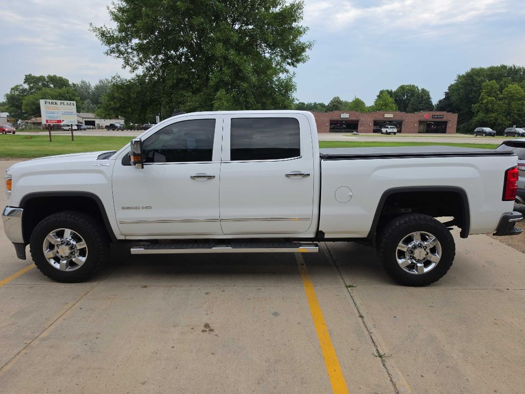 2016 GMC Sierra 2500 Image 3