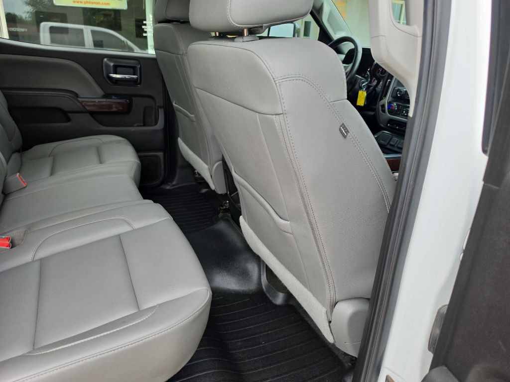 2016 GMC Sierra 2500 Image 25