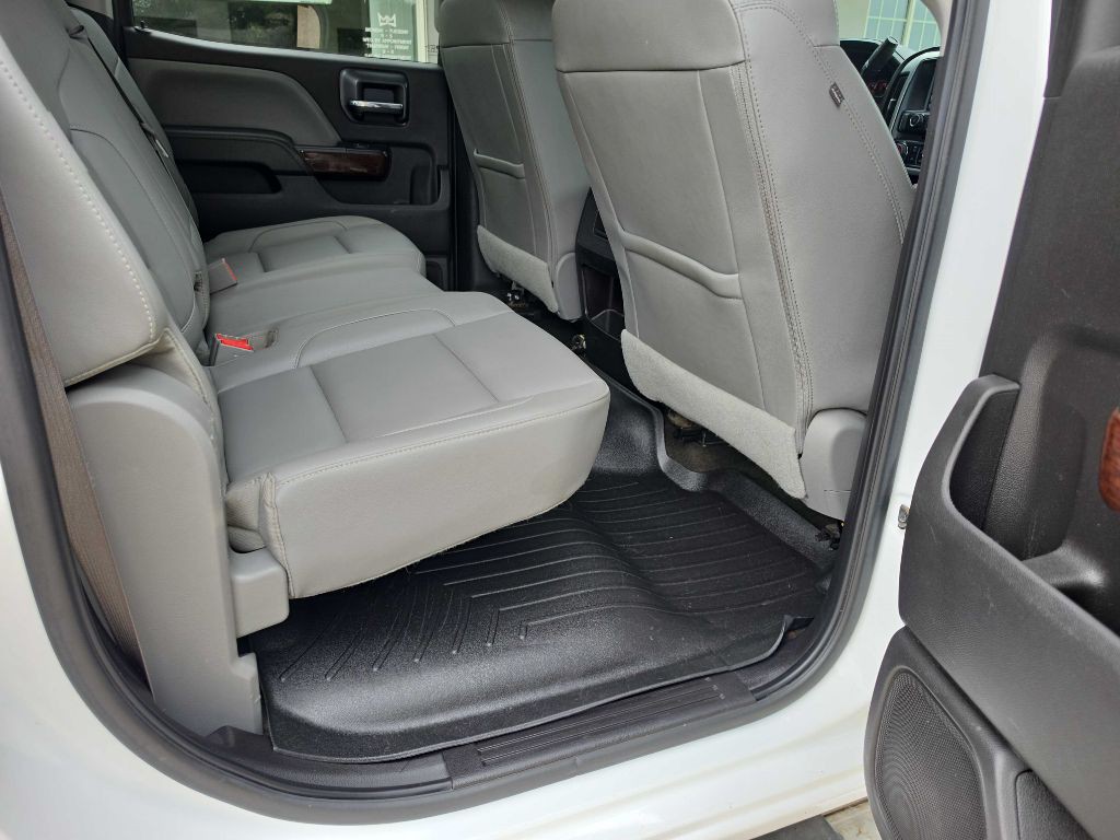 2016 GMC Sierra 2500 Image 28