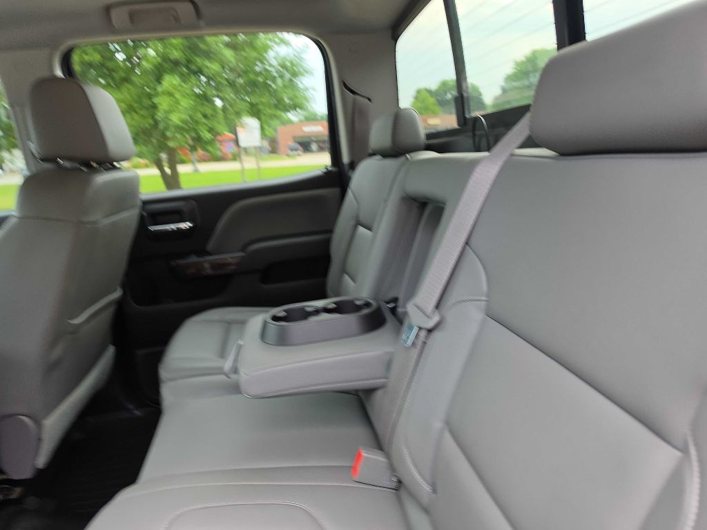 2016 GMC Sierra 2500 Image 35