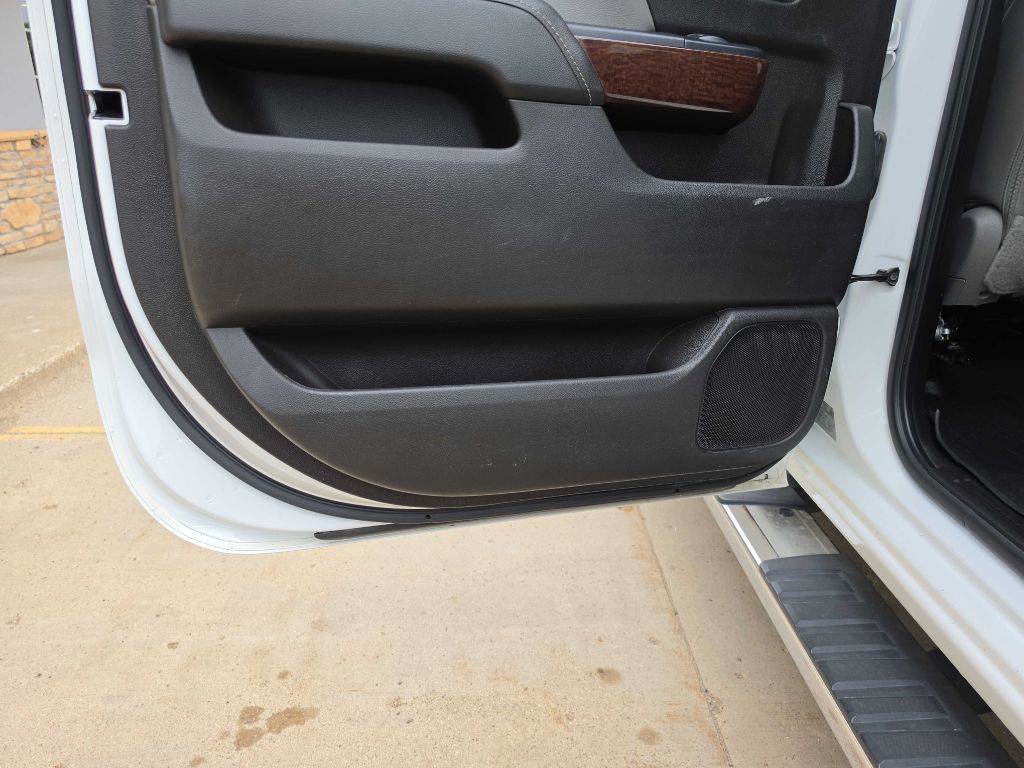 2016 GMC Sierra 2500 Image 37