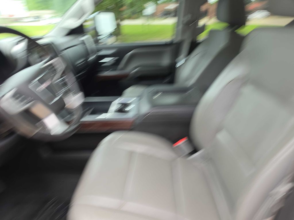 2016 GMC Sierra 2500 Image 39