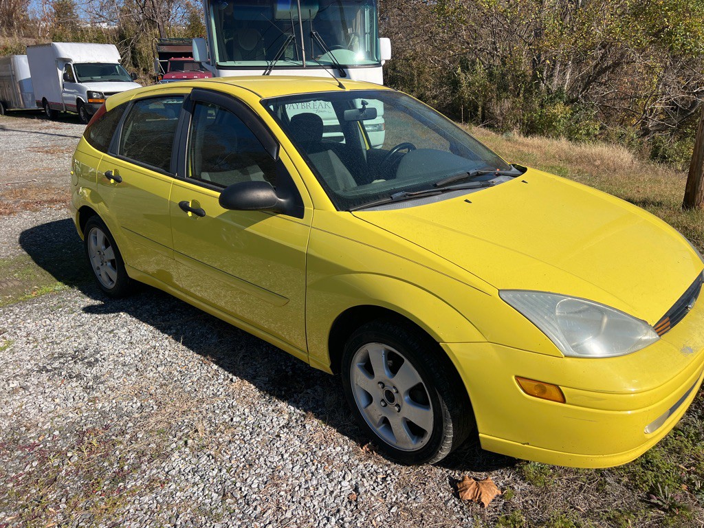 2002 Ford Focus Image 3