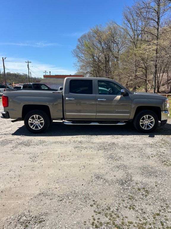 2017 Chevrolet Silverado 1500 Image 4