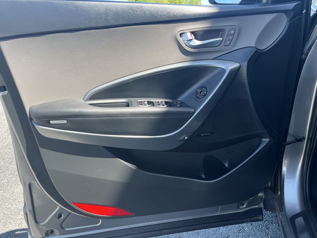 2018 Hyundai Santa Fe Image 27