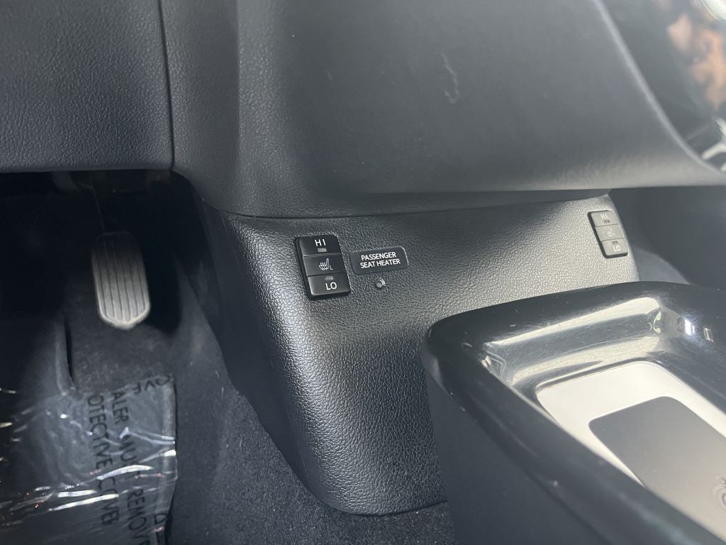 2016 Toyota Prius Image 30