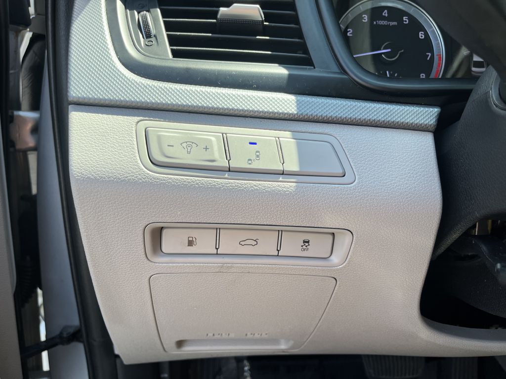 2018 Hyundai Sonata Image 20