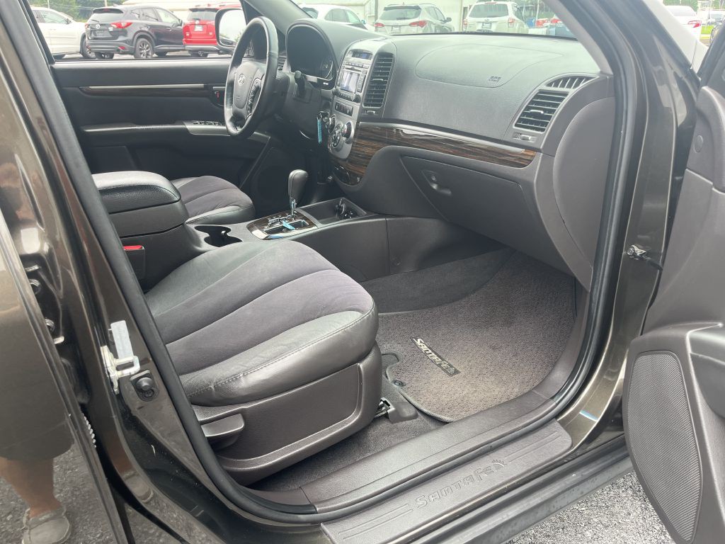 2011 Hyundai Santa Fe Image 13