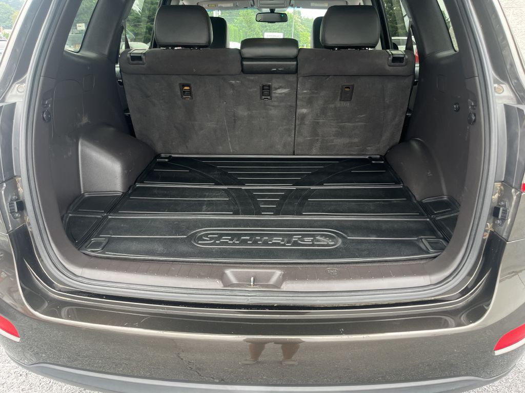 2011 Hyundai Santa Fe Image 16