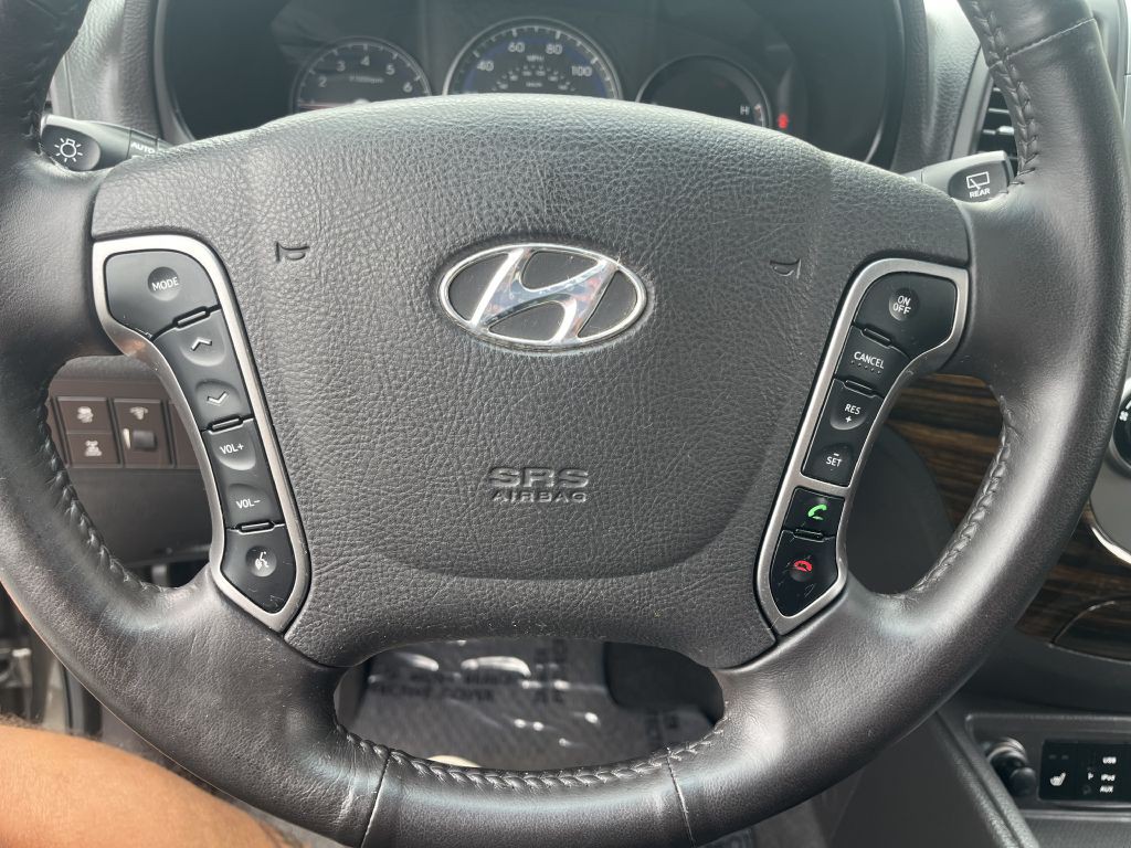 2011 Hyundai Santa Fe Image 20