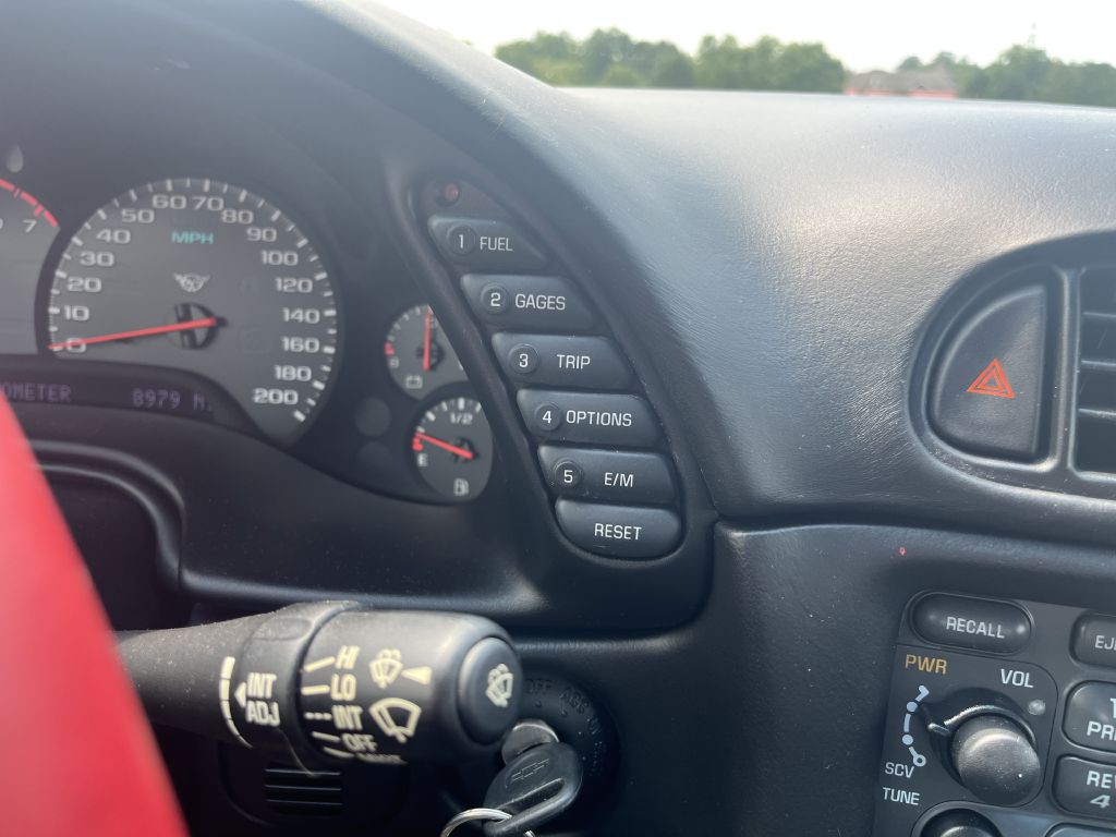 1998 Chevrolet Corvette Image 11