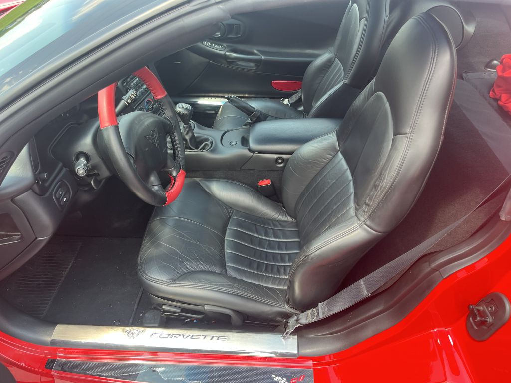 1998 Chevrolet Corvette Image 14