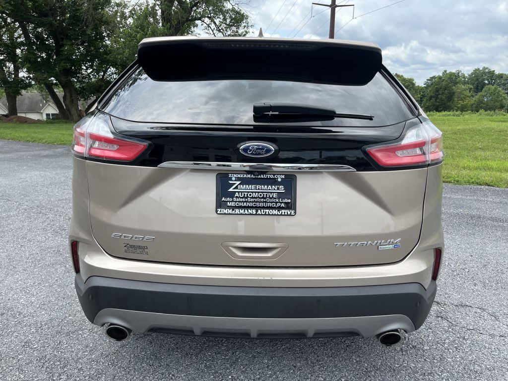 2020 Ford Edge Image 4