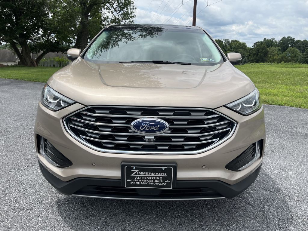 2020 Ford Edge Image 8