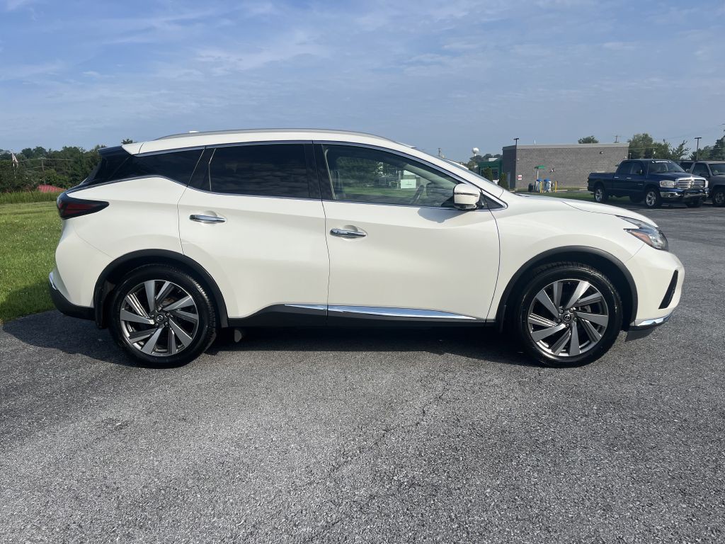 2019 Nissan Murano Image 2