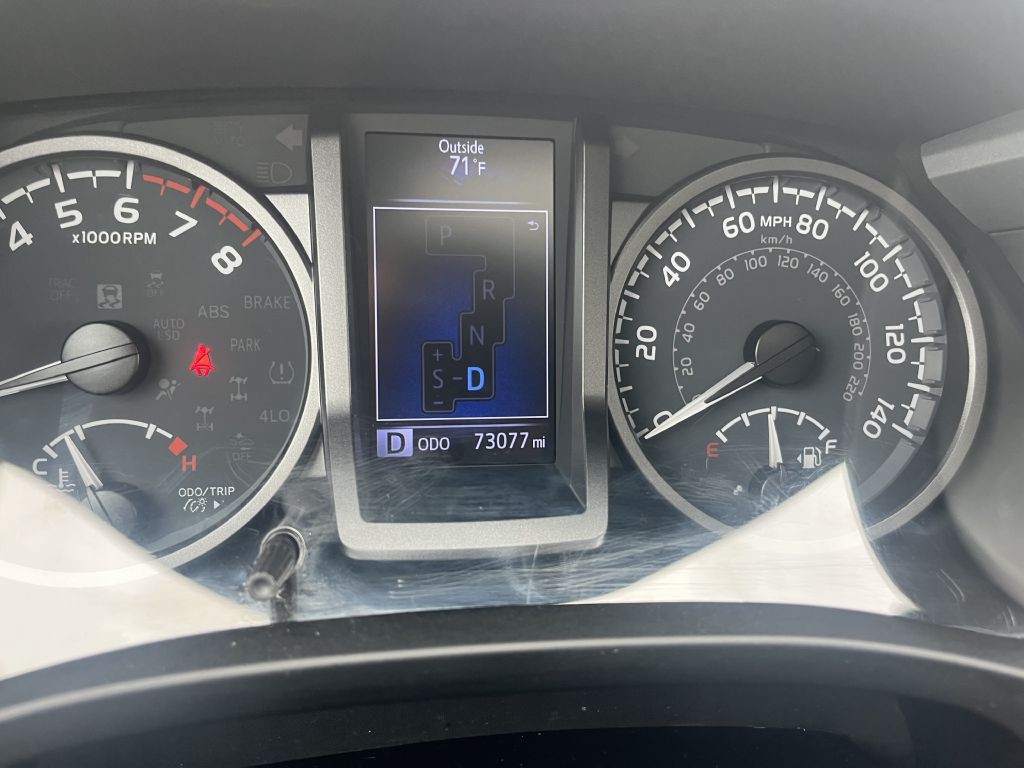2020 Toyota Tacoma Image 9