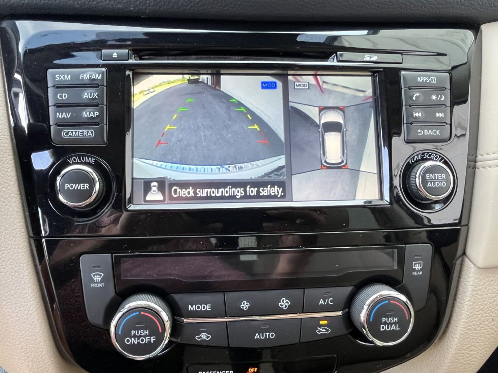 2017 Nissan Rogue Image 26
