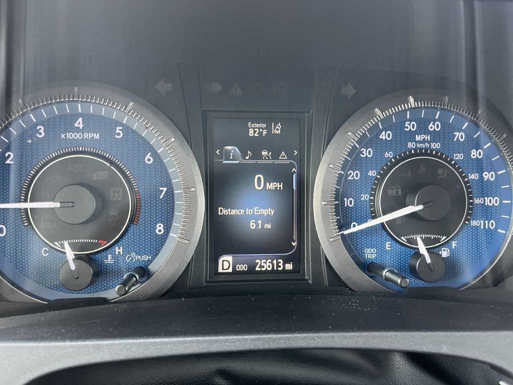 2018 Toyota Sienna Image 9