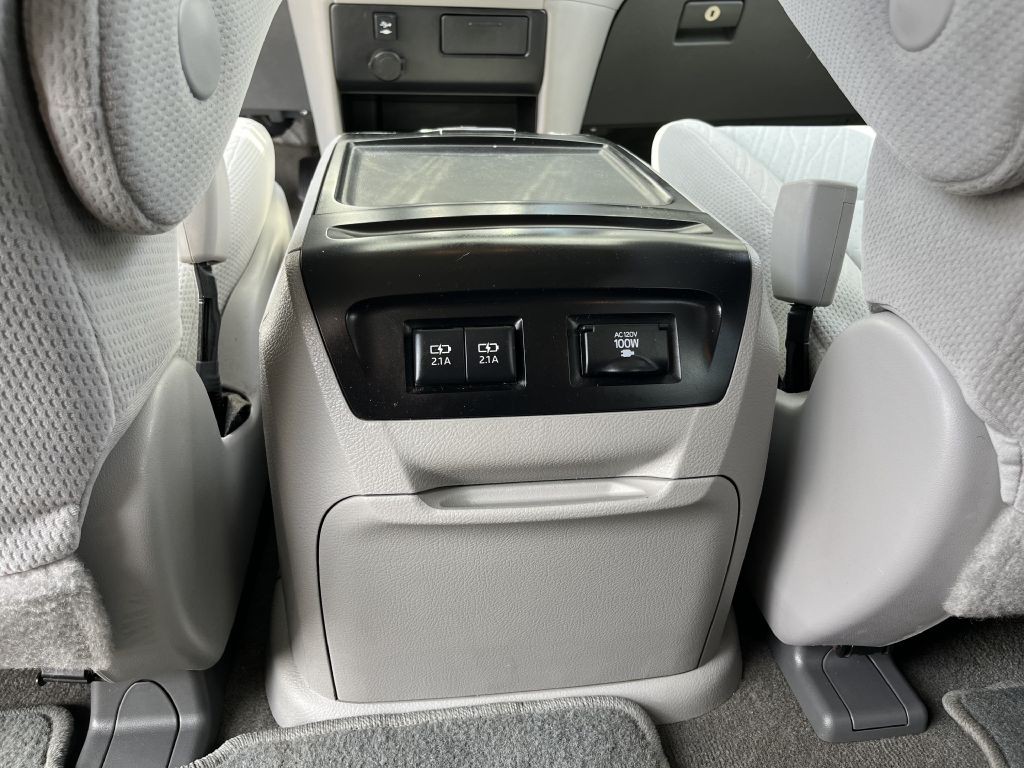 2018 Toyota Sienna Image 29