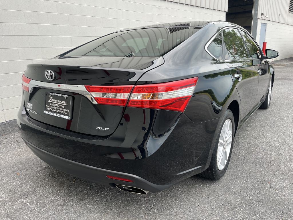 2013 Toyota Avalon Image 3